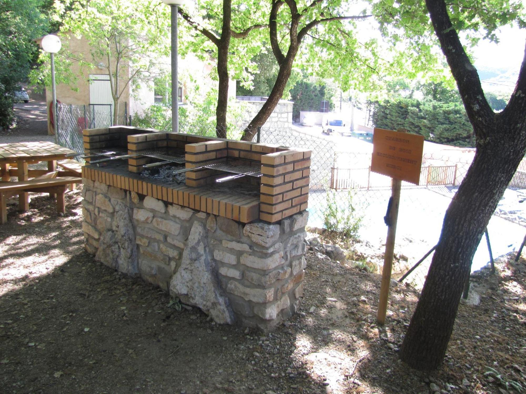 Camping Chalets Les Chenes Verts Vogue Zewnętrze zdjęcie