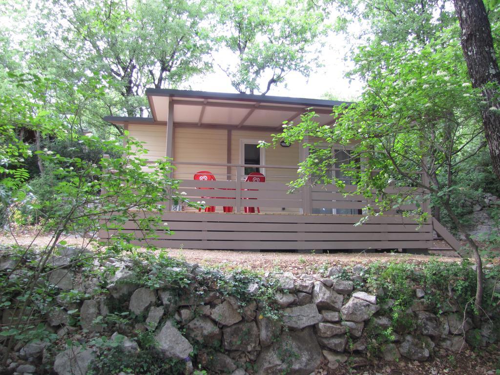 Camping Chalets Les Chenes Verts Vogue Zewnętrze zdjęcie